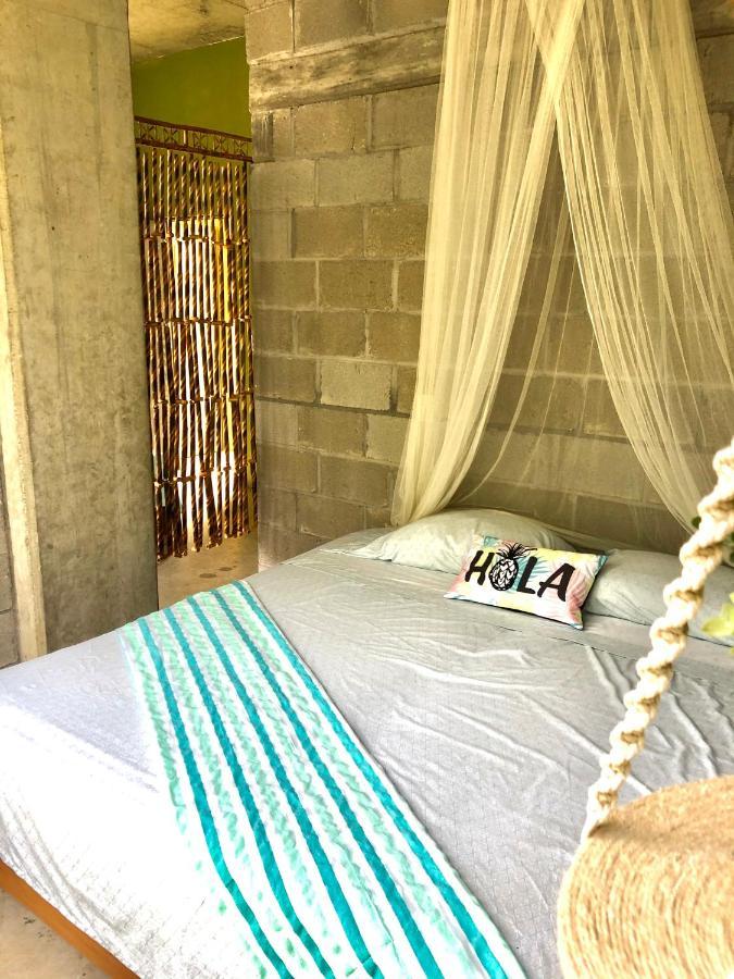 Hostal Tortuga Саюліта Екстер'єр фото